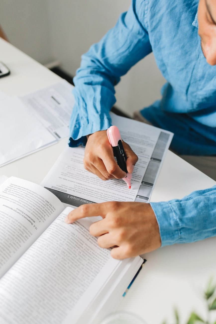 Estratégia Concursos é grátis? Descubra os conteúdos disponíveis sem custo 2 O Estratégia Concursos é grátis? - Estratégia Concursos é grátis? Entenda o que você pode acessar sem pagar