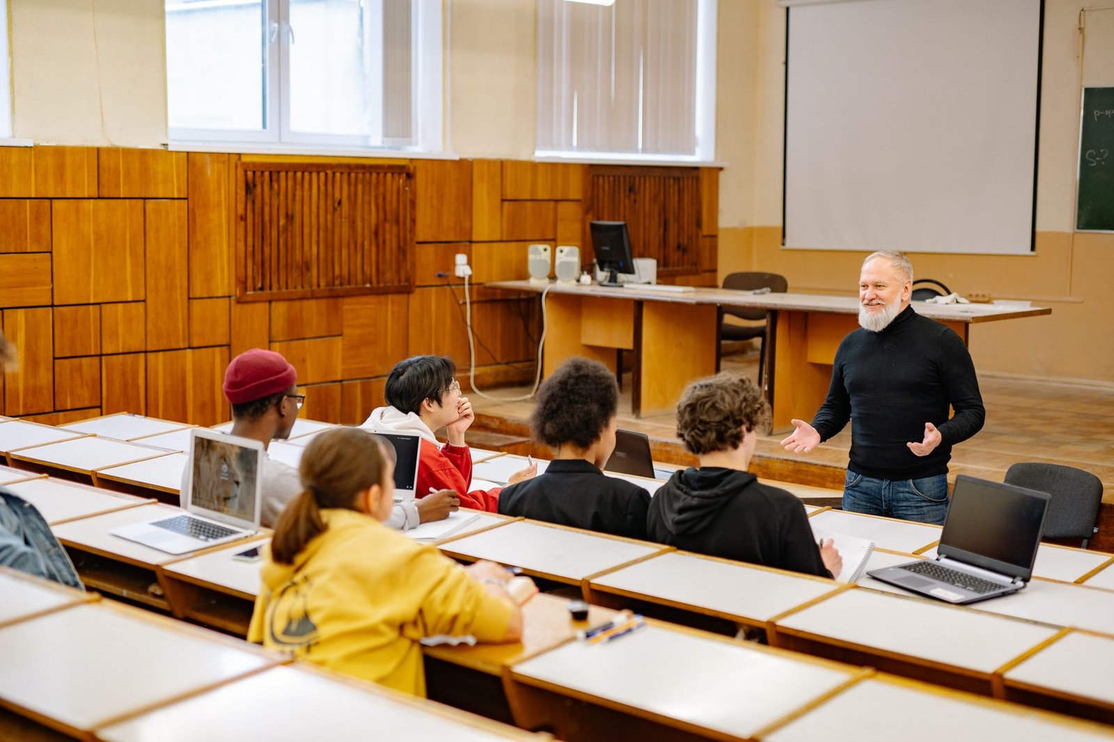 Instituto Federal oferece 1.000 vagas gratuitas em curso sobre Educação para as Relações Étnico-Raciais 5 Benefícios do curso para o educador - Instituto Federal oferece 1.000 vagas gratuitas em curso sobre Educação para as Relações Étnico-Raciais