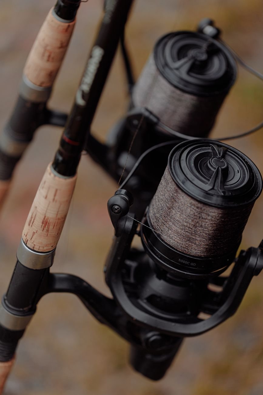 Como escolher a melhor vara para pesca esportiva: 5 dicas cruciais 3 Avalie a composição do material de fabricação - Como escolher a melhor vara para pesca esportiva