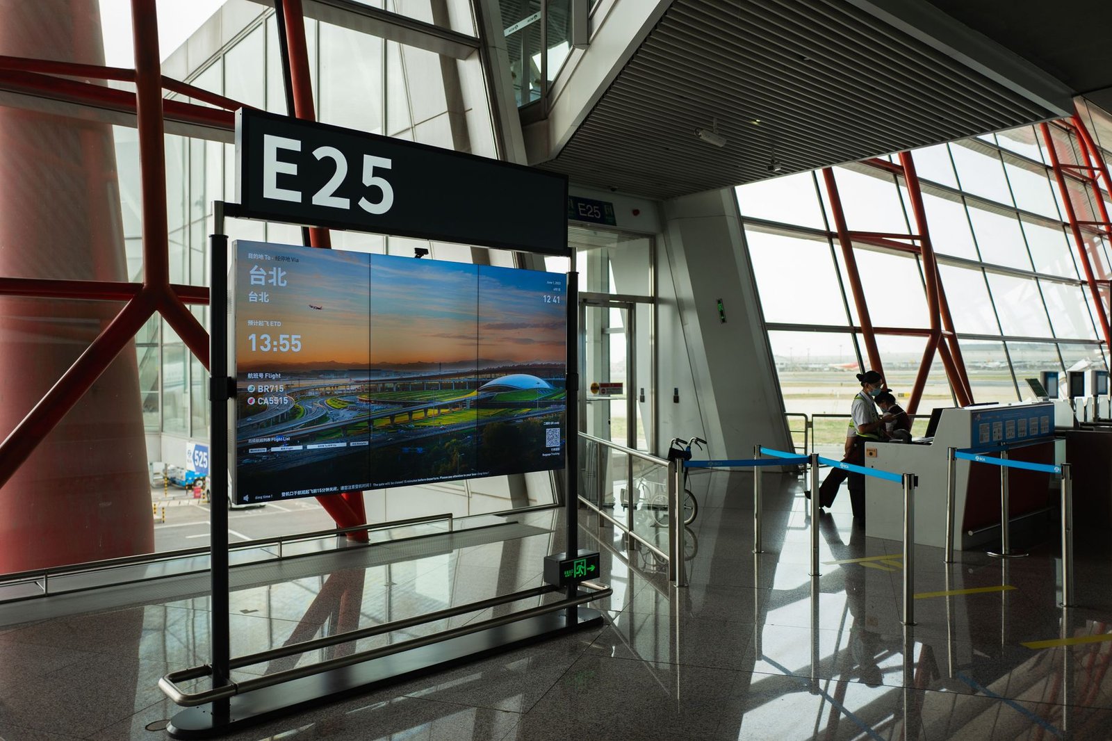 Crescimento no Preço das Passagens Aéreas - Passagem aérea: voo doméstico sobe 11% em um ano e custa, em média, mais de R$ 630 no Brasil