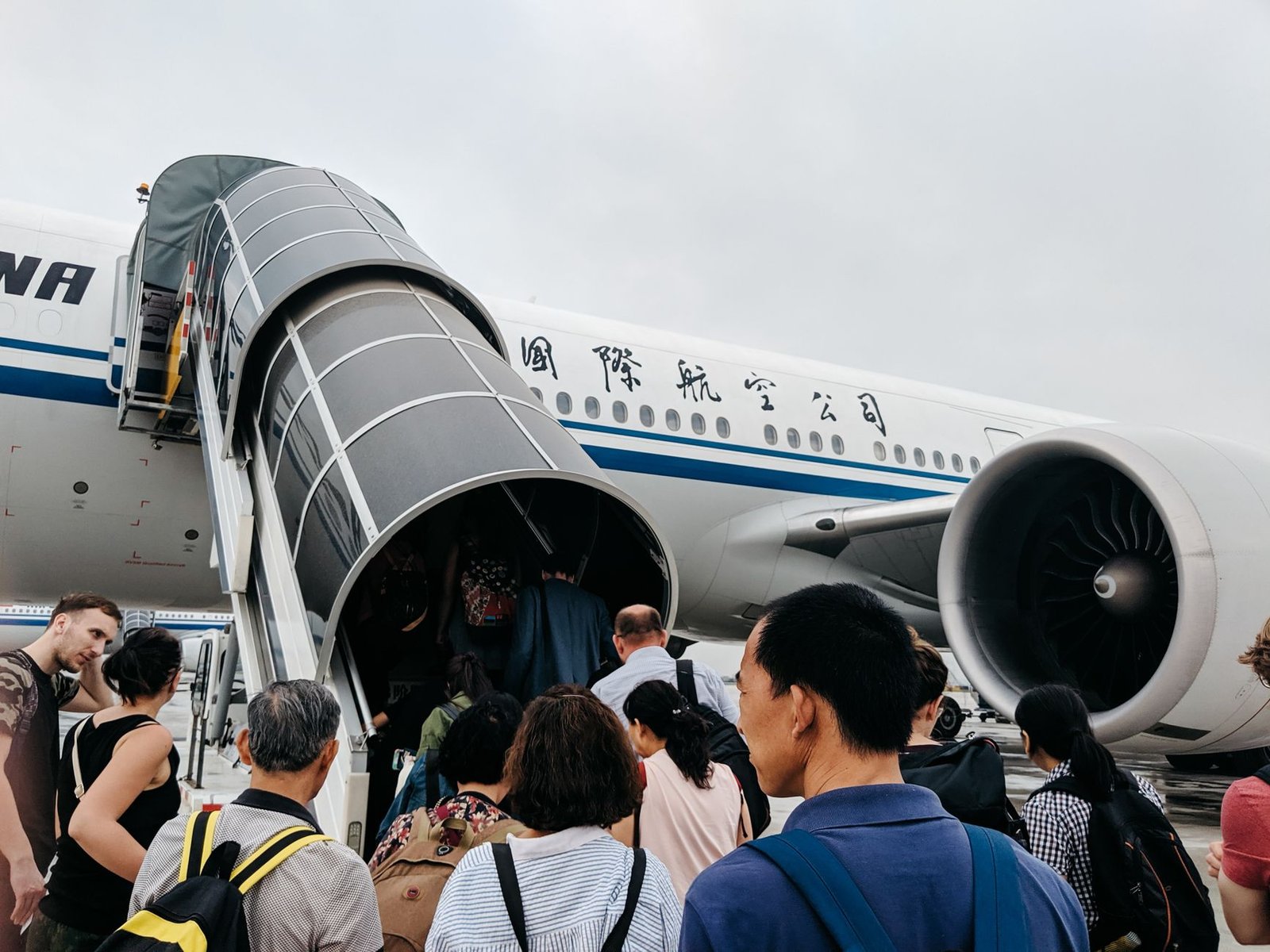 Relevância das Passagens Aéreas na Mobilidade Brasileira - Passagem aérea: voo doméstico sobe 11% em um ano e custa, em média, mais de R$ 630 no Brasil