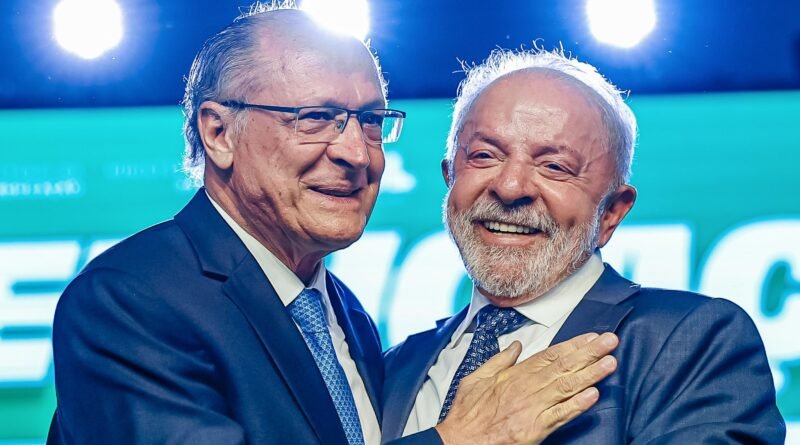 PT registra no TSE candidatura de Lula à reeleição para a Presidência 1 PT registra no TSE candidatura de Lula à reeleição para a Presidência