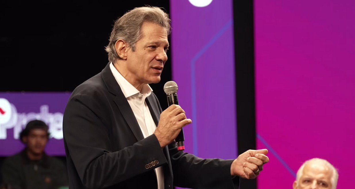 Haddad lança proposta de segurança para SP com aposta em IA, Datena, ‘BO no Zap’ e gravação ininterrupta de PMs