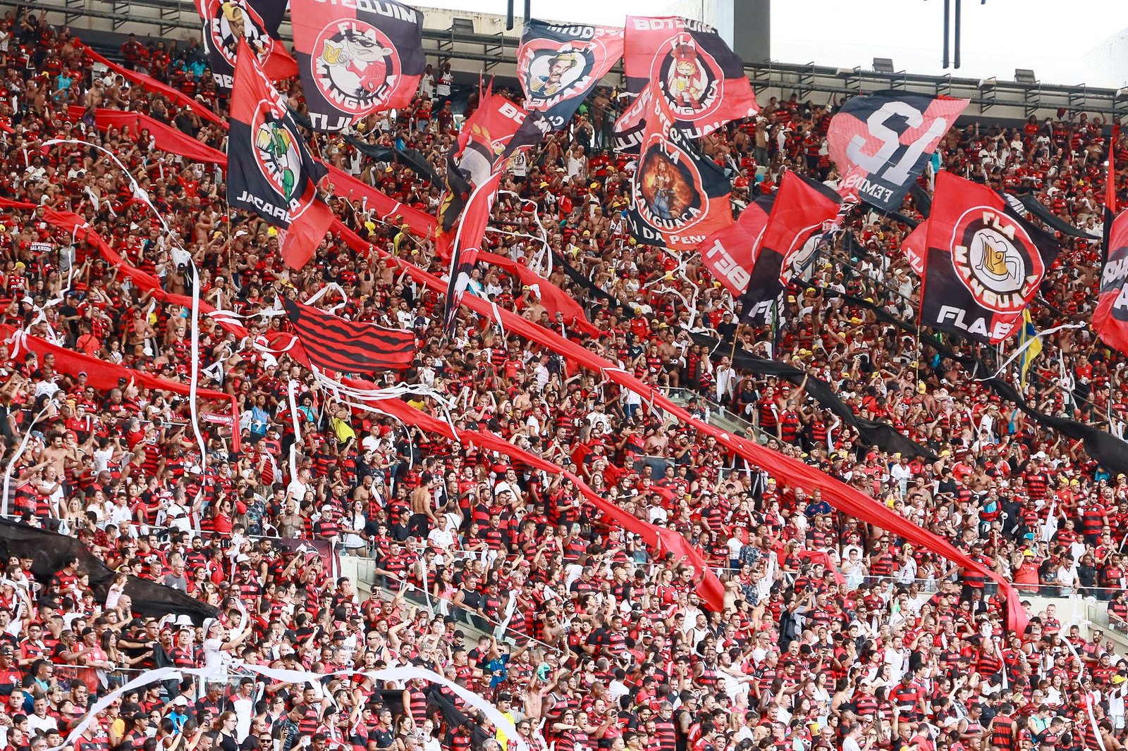A Grande Vitória do Flamengo sobre o Mirassol - Flamengo atropela Mirassol e encurta distância para o líder Palmeiras