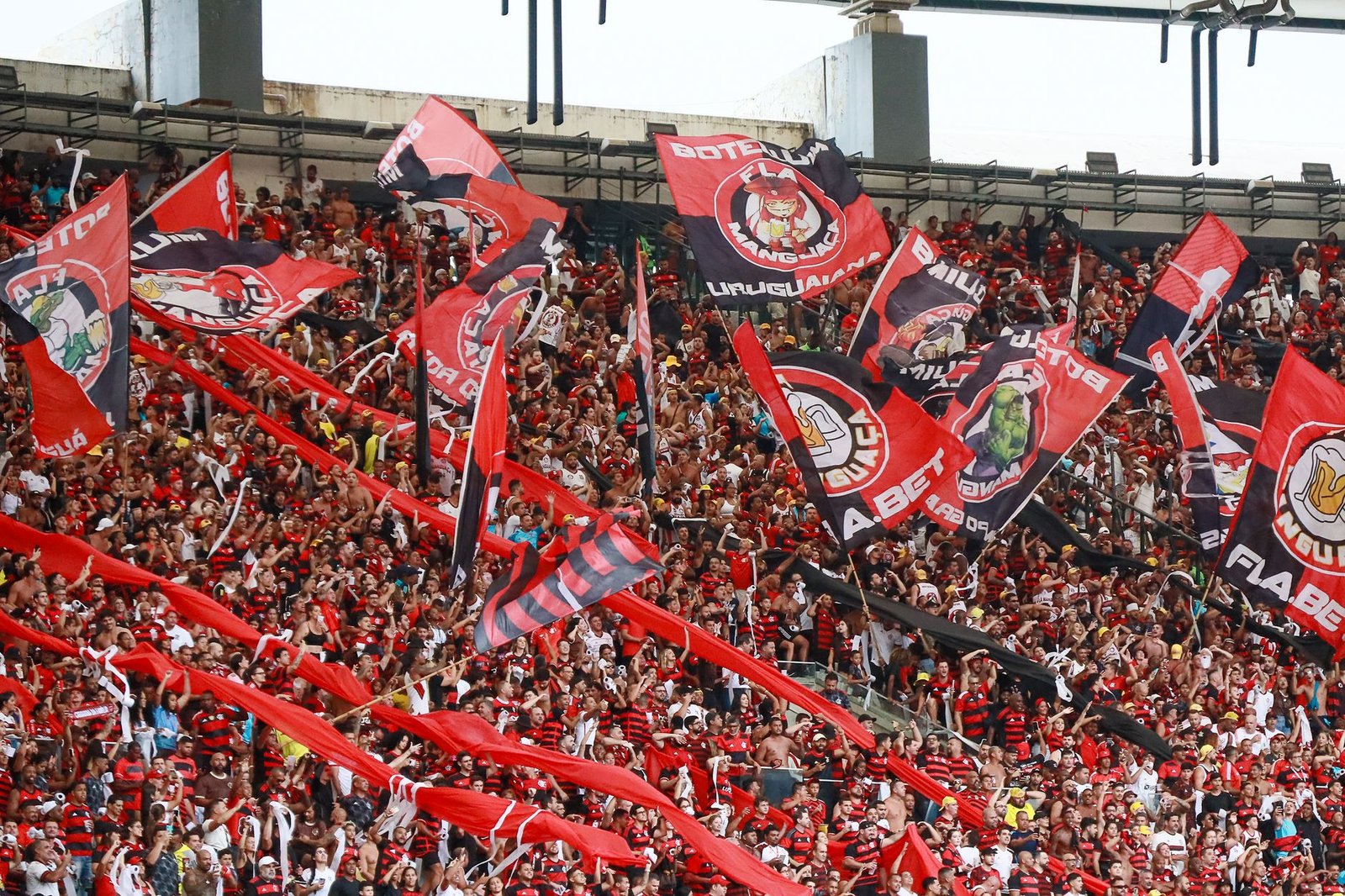 Flamengo avança nas quartas de final da Libertadores - Flamengo mostra seu teto e manda recado para a Libertadores