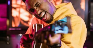 Fã de GTA 6 visita escritório da Rockstar com alho-poró
